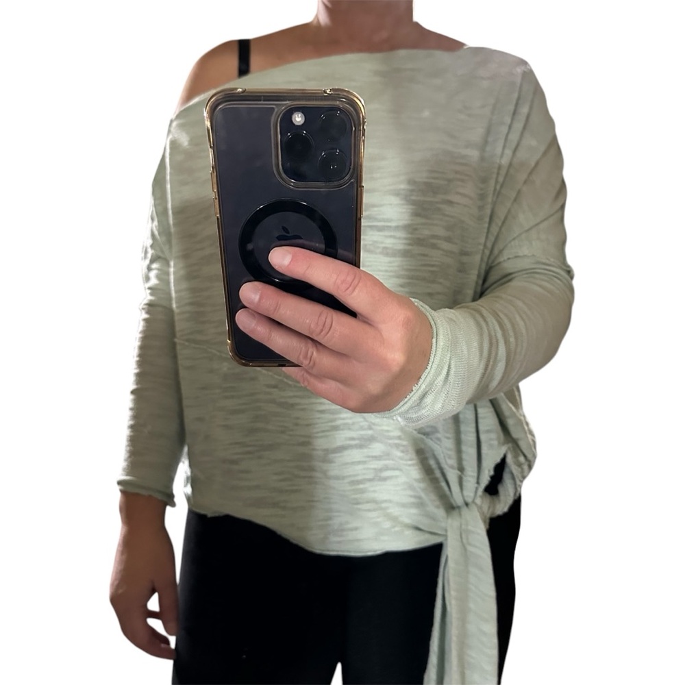We the free women’s‎ oversized sweatshirt large